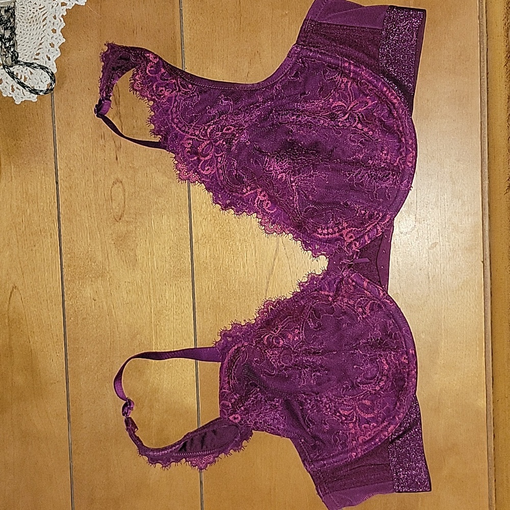 Cacique size 42C unlined boost plunge bra